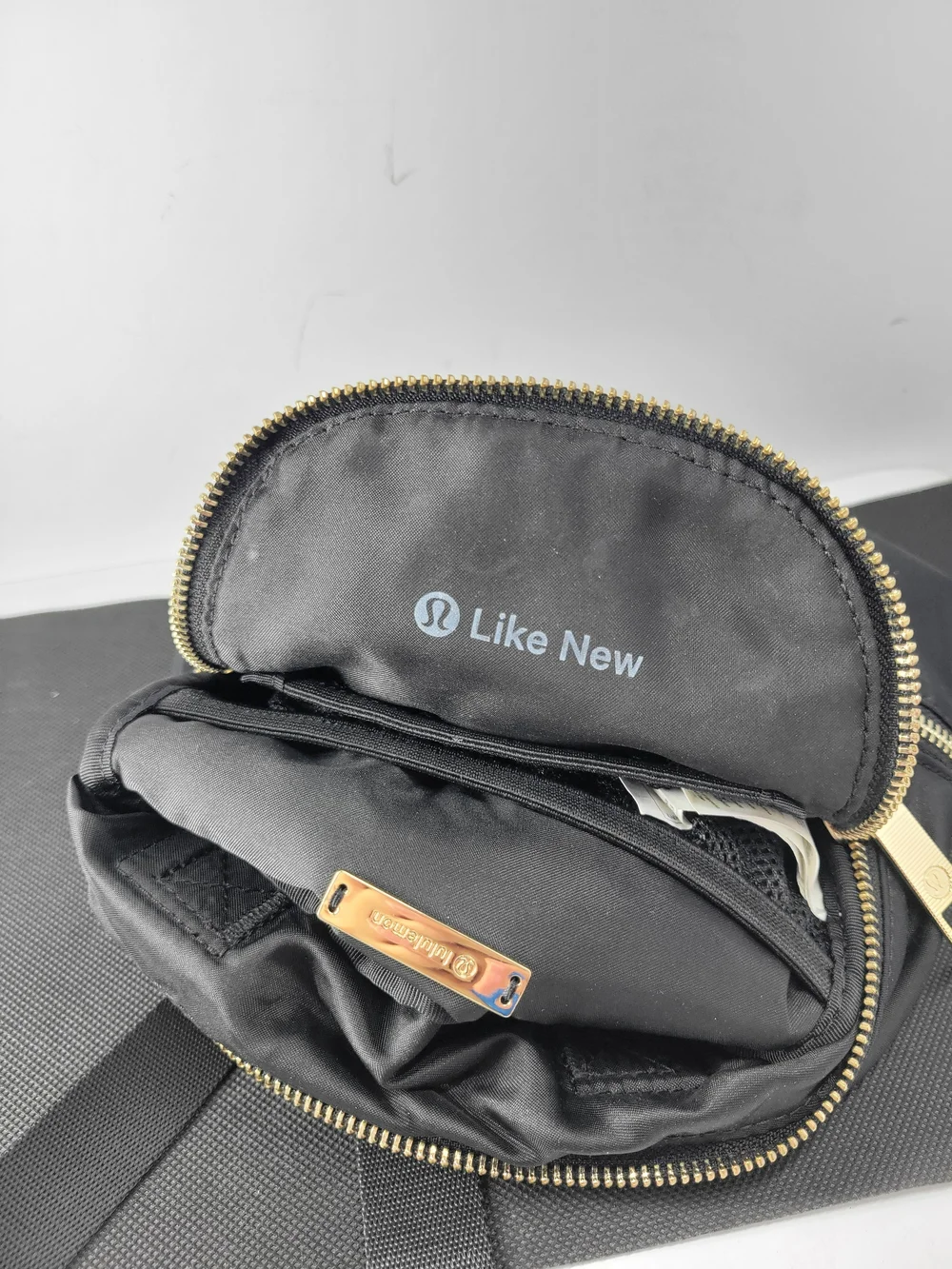 lululemon athletica compact black